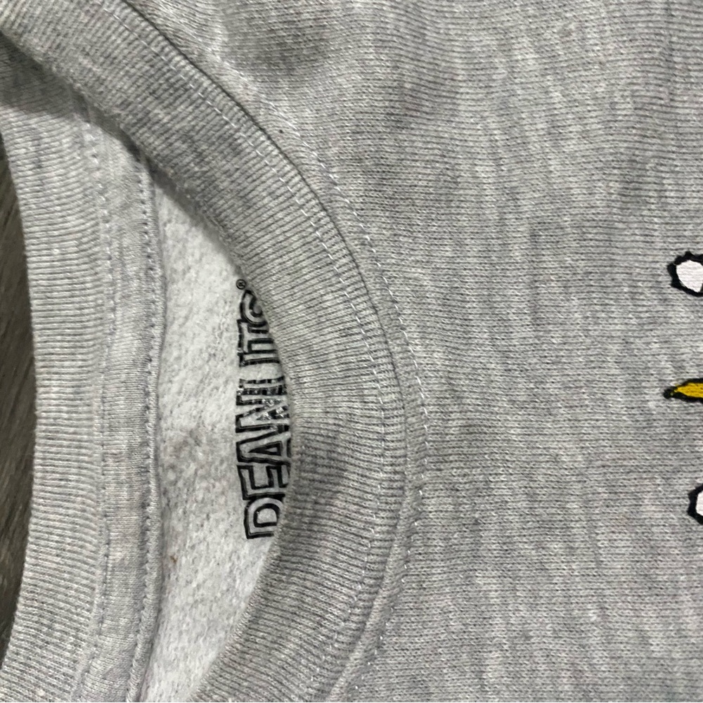 Kids Gray Peanuts Christmas Sweatshirt - Picture 6 of 6